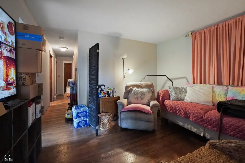 1131 E Sixth Street Greenfield, IN 46140