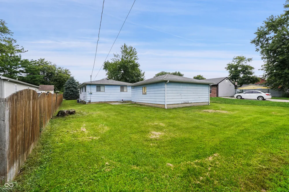 1131 E Sixth Street Greenfield, IN 46140