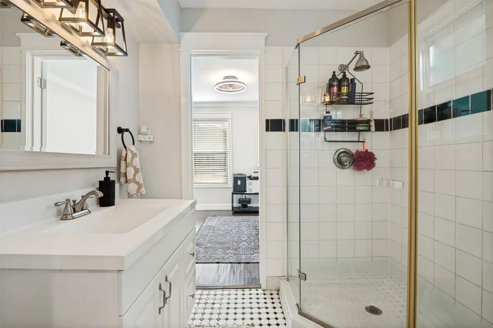 407 Floyd Street Waxahachie, TX 75165