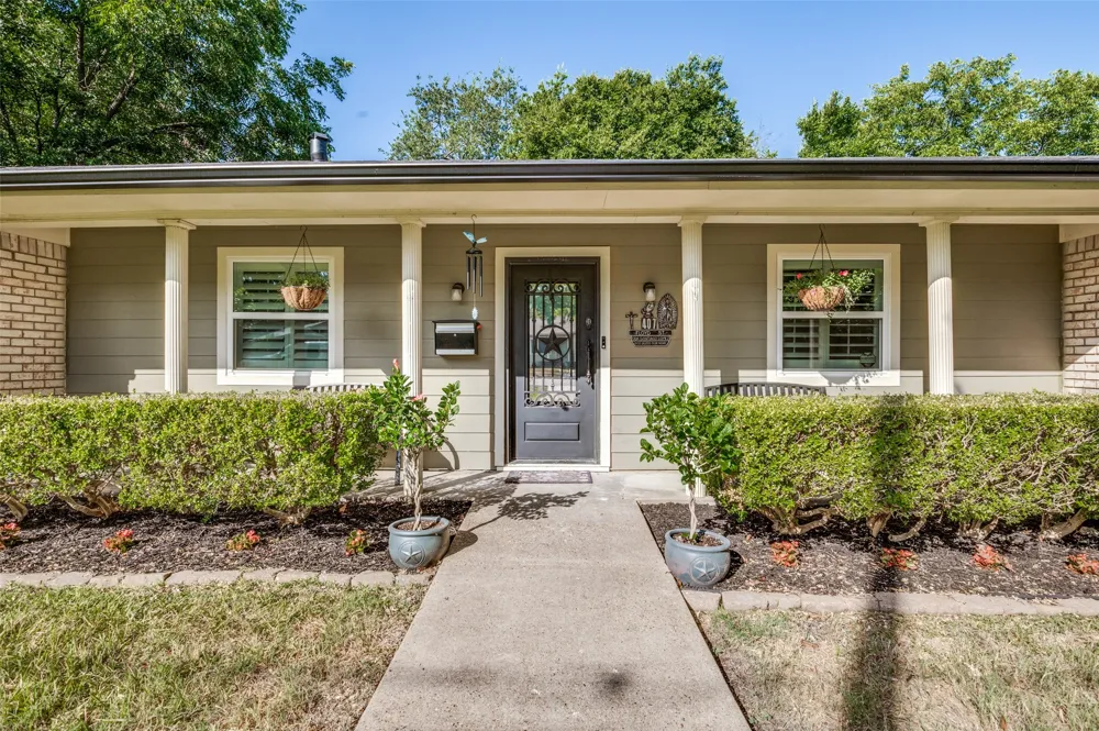 407 Floyd Street Waxahachie, TX 75165