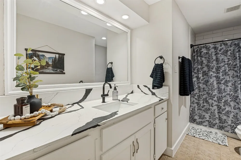 407 Floyd Street Waxahachie, TX 75165