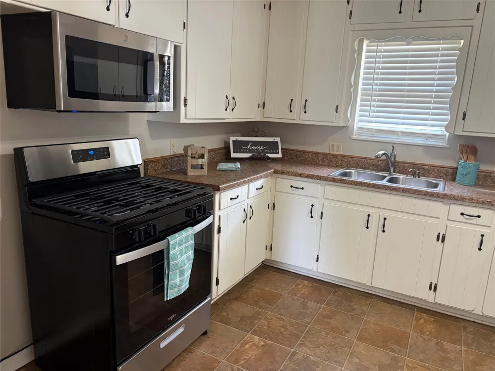 404 W Heron Street Denison, TX 75020