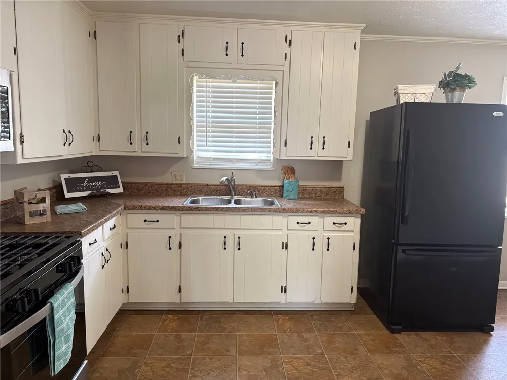 404 W Heron Street Denison, TX 75020