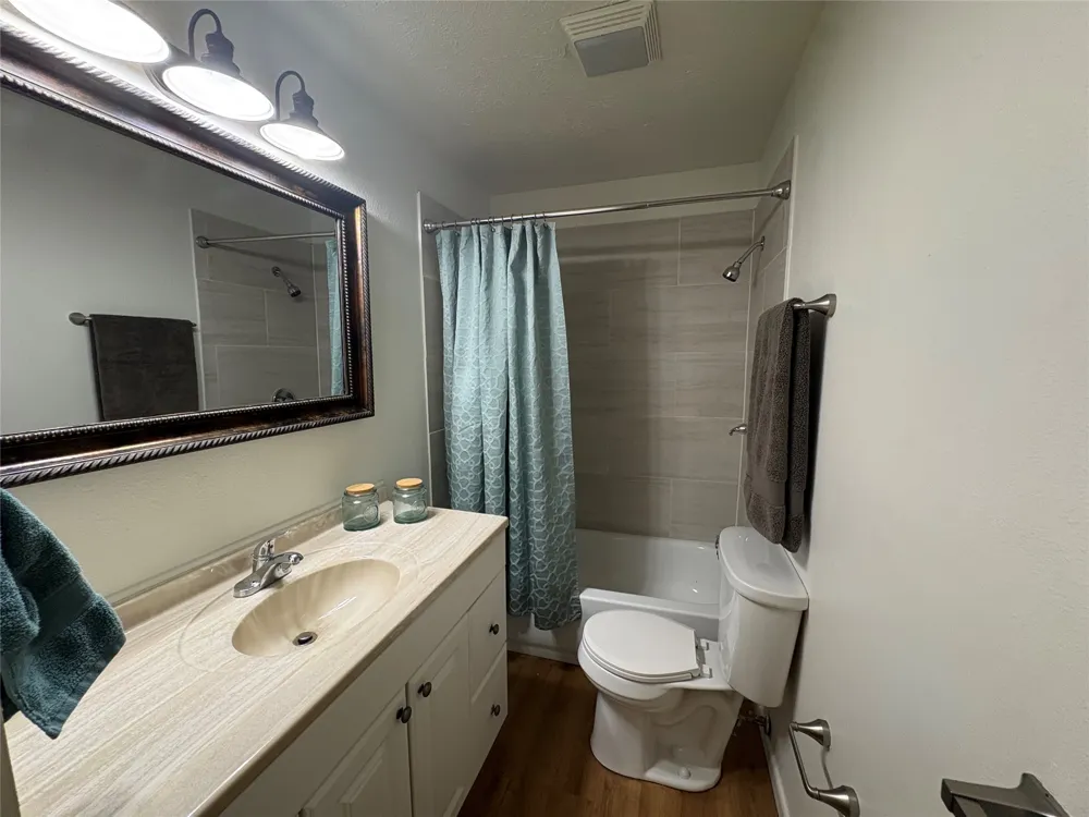 404 W Heron Street Denison, TX 75020