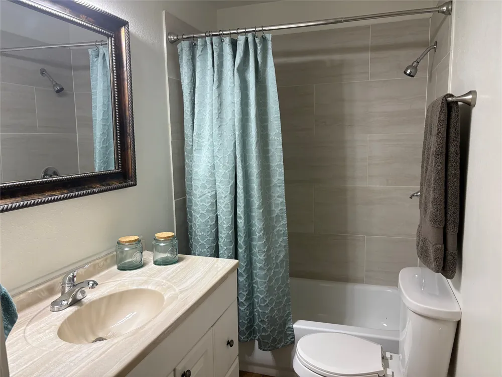 404 W Heron Street Denison, TX 75020