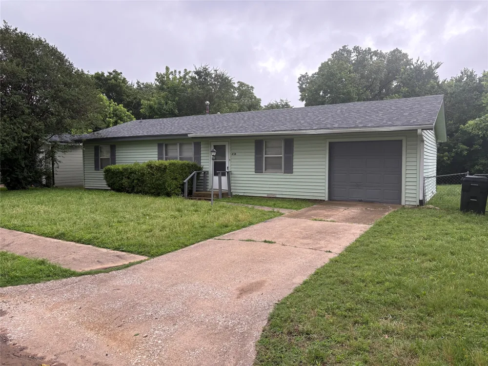404 W Heron Street Denison, TX 75020