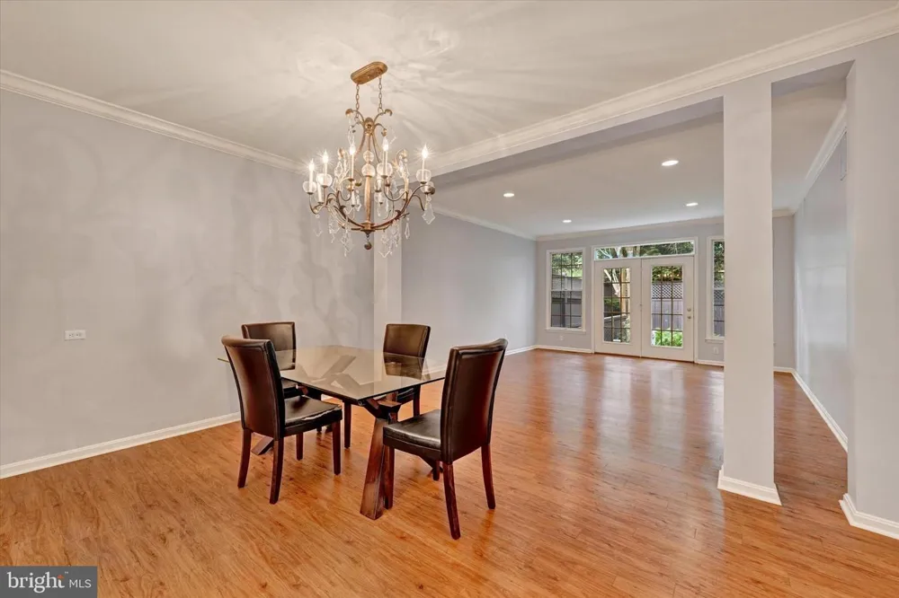 1826 COURTYARD CIRCLE #1826 Baltimore, MD 21208