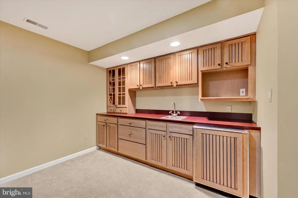 1826 COURTYARD CIRCLE #1826 Baltimore, MD 21208