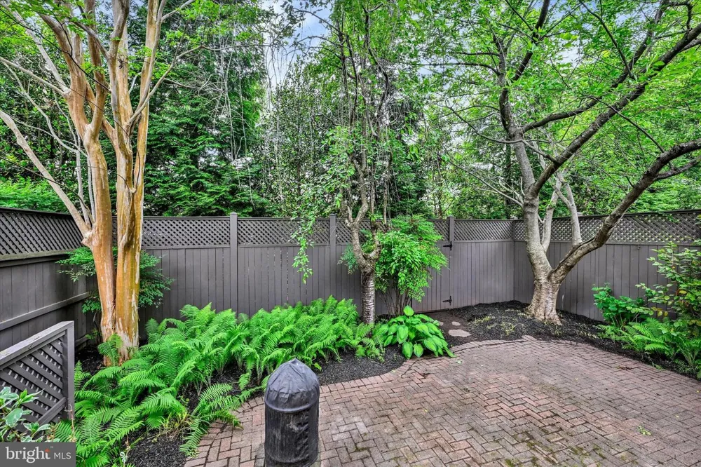 1826 COURTYARD CIRCLE #1826 Baltimore, MD 21208