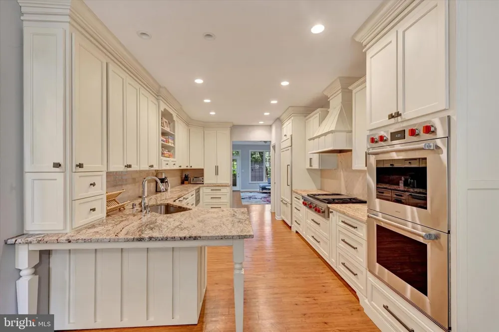1826 COURTYARD CIRCLE #1826 Baltimore, MD 21208