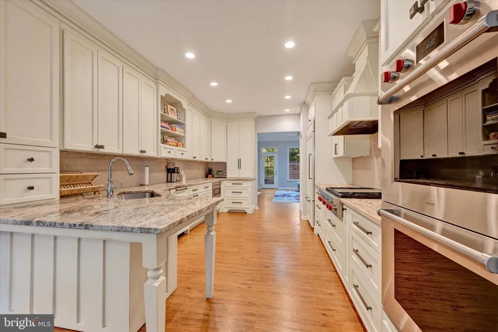 1826 COURTYARD CIRCLE #1826 Baltimore, MD 21208