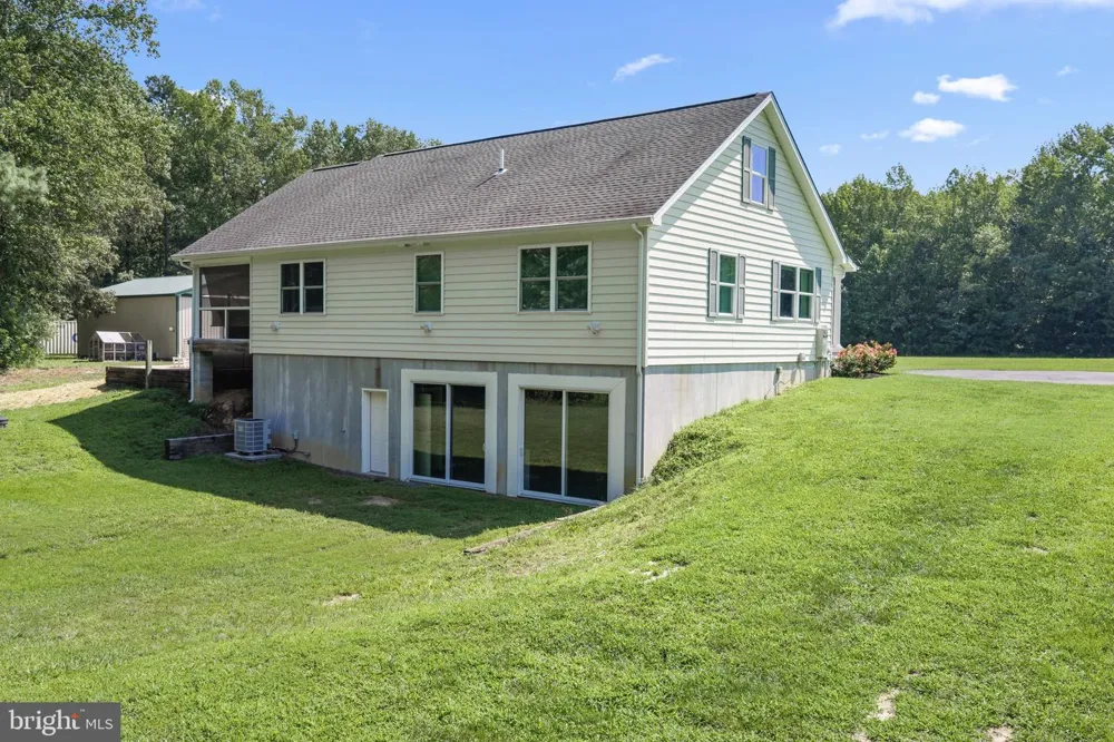 183 CARLSON ROAD Heathsville, VA 22473