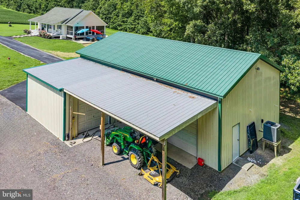 183 CARLSON ROAD Heathsville, VA 22473