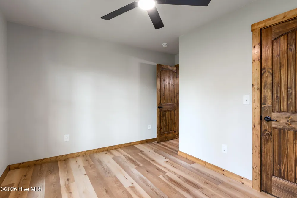 56 Oak Knob Drive Murphy, NC 28906