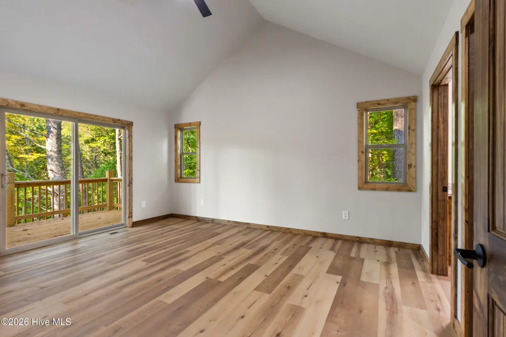 56 Oak Knob Drive Murphy, NC 28906