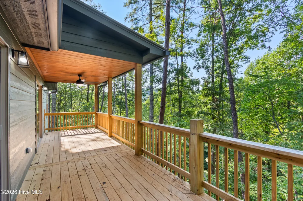 56 Oak Knob Drive Murphy, NC 28906