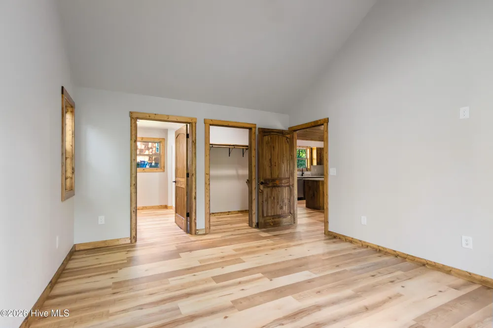 56 Oak Knob Drive Murphy, NC 28906