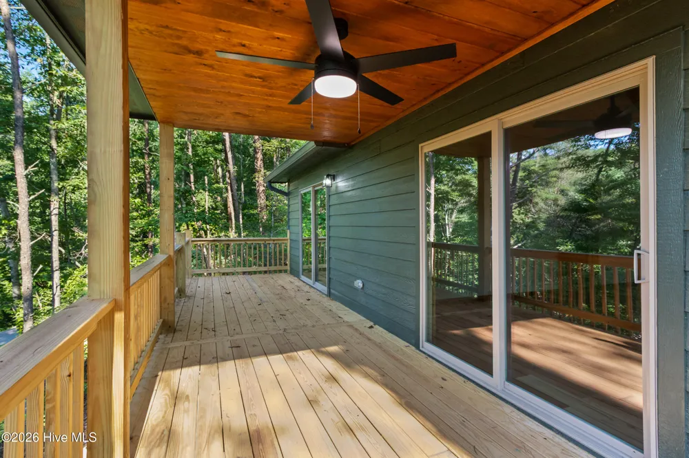 56 Oak Knob Drive Murphy, NC 28906