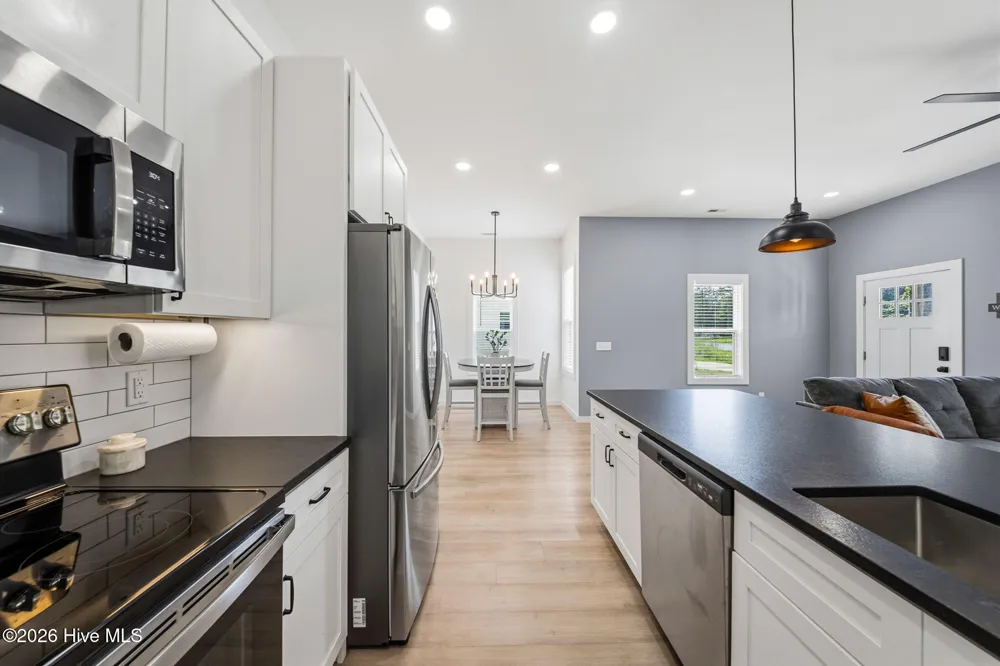 116 Deerfield Road Castle Hayne, NC 28429