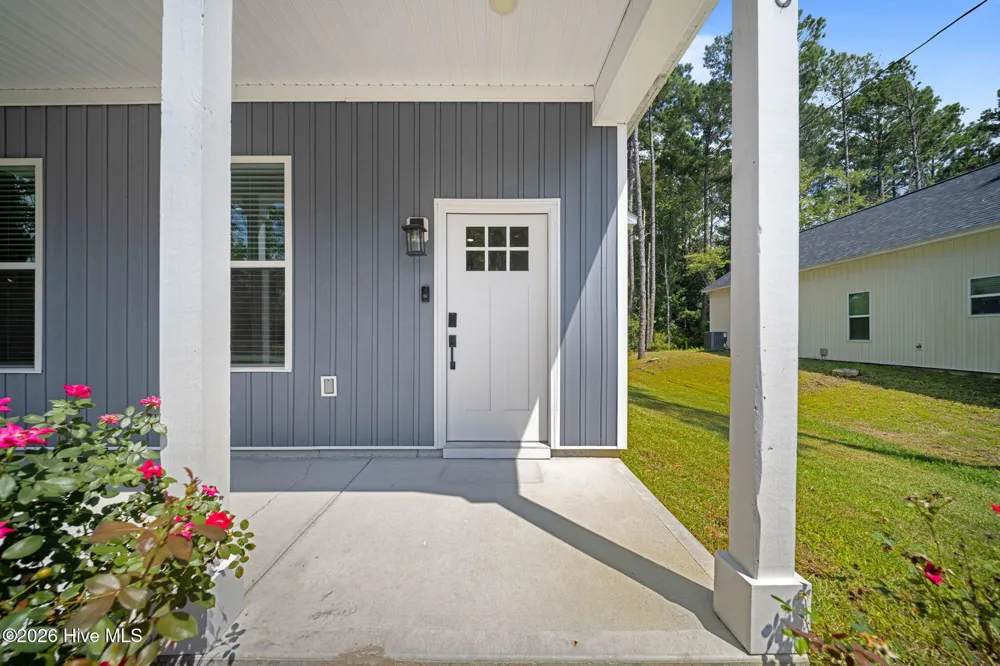 116 Deerfield Road Castle Hayne, NC 28429