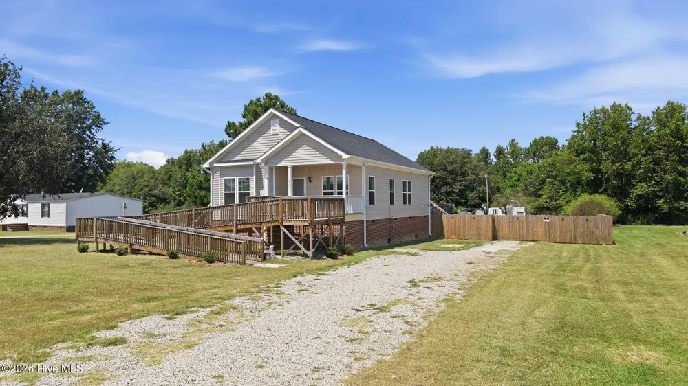 6524 Nc 97 W Battleboro, NC 27809