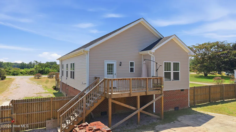 6524 Nc 97 W Battleboro, NC 27809