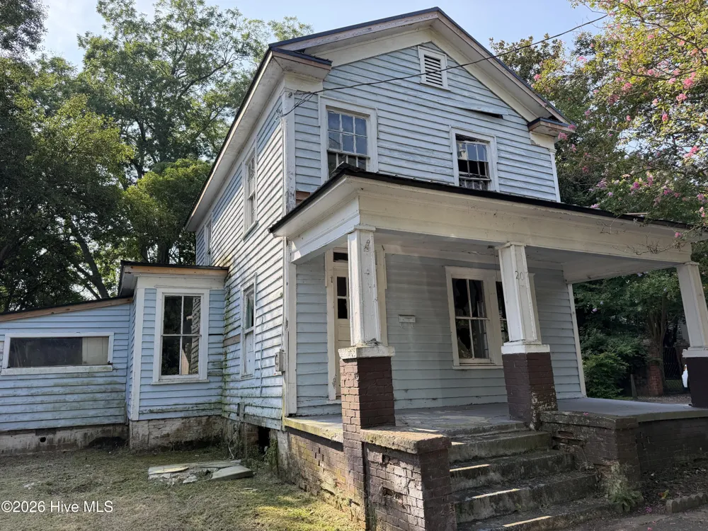 207 Pierce Street Washington, NC 27889