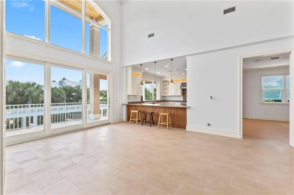 2275 Genesea Lane Vero Beach, FL 32963