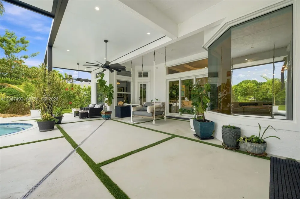 3829 Gulfstream Way Davie, FL 33328