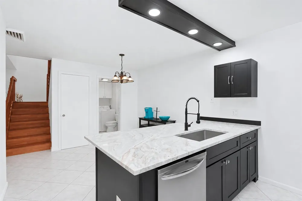 6409 64th Way West Palm Beach, FL 33409