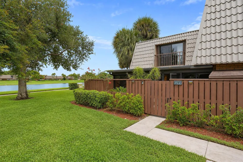 6409 64th Way West Palm Beach, FL 33409