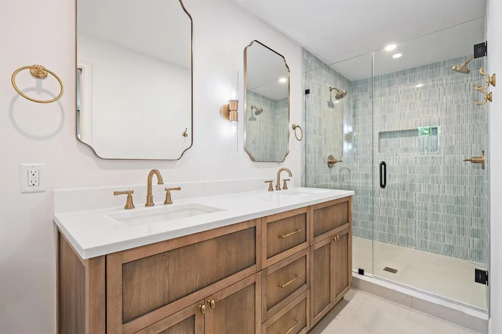 109 E RIVERSIDE DRIVE Jupiter, FL 33469