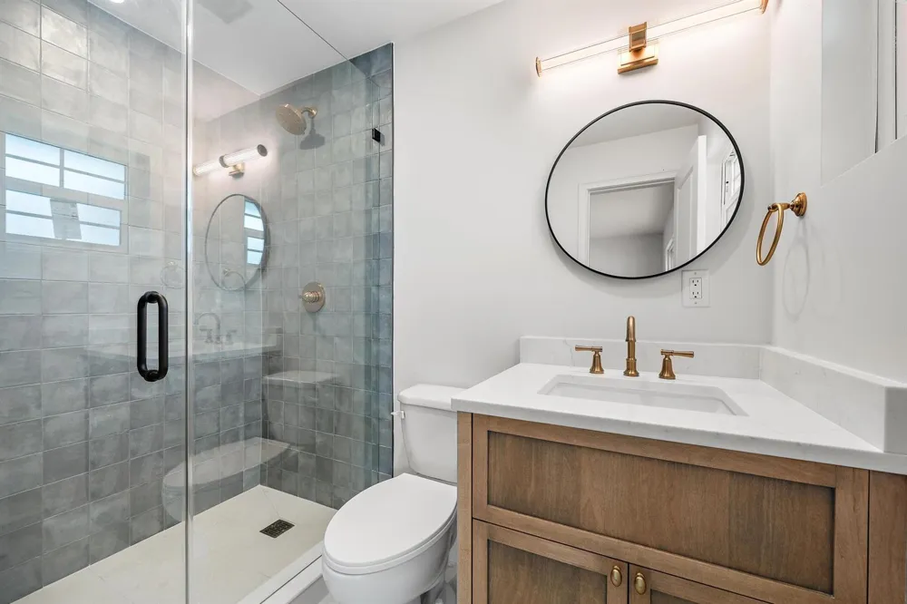 109 E RIVERSIDE DRIVE Jupiter, FL 33469