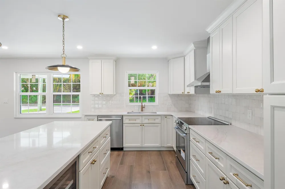 109 E RIVERSIDE DRIVE Jupiter, FL 33469