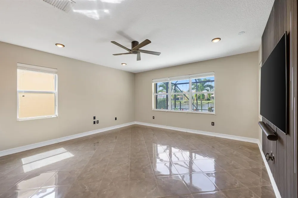 8160 CANTABRIA FALLS DRIVE Boynton Beach, FL 33473