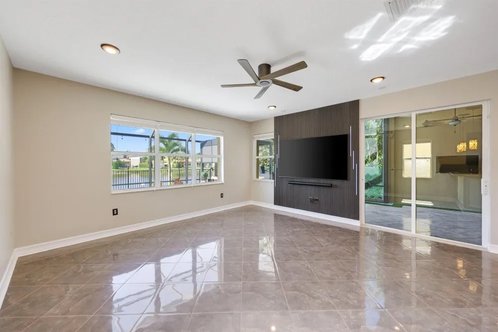 8160 CANTABRIA FALLS DRIVE Boynton Beach, FL 33473