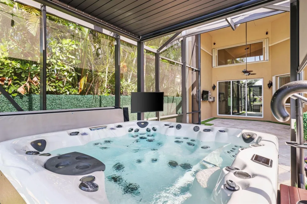 8160 CANTABRIA FALLS DRIVE Boynton Beach, FL 33473