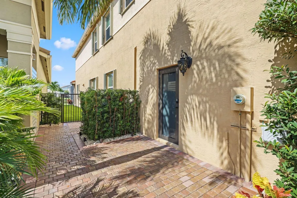 8160 CANTABRIA FALLS DRIVE Boynton Beach, FL 33473