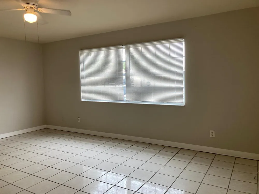 6124 LINCOLN STREET Hollywood, FL 33024