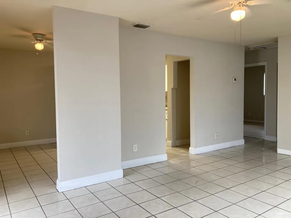 6124 LINCOLN STREET Hollywood, FL 33024