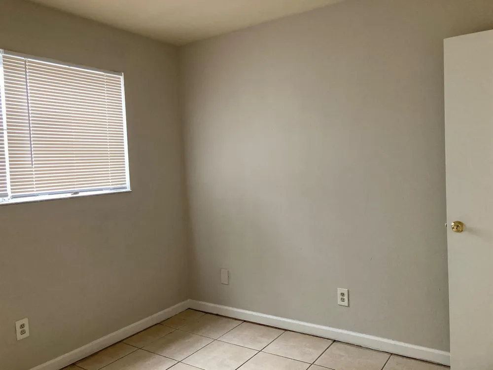 6124 LINCOLN STREET Hollywood, FL 33024