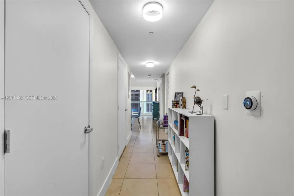41 SE 5th St #908 Miami, FL 33131
