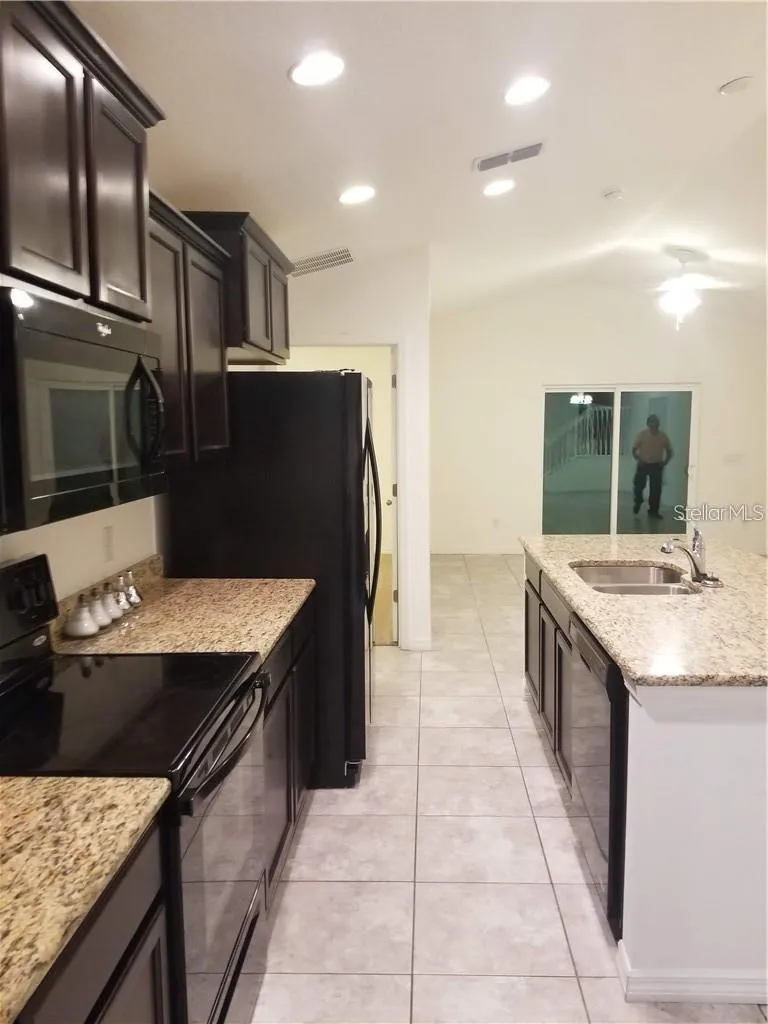 1906 PONTOON PLACE Kissimmee, FL 34746