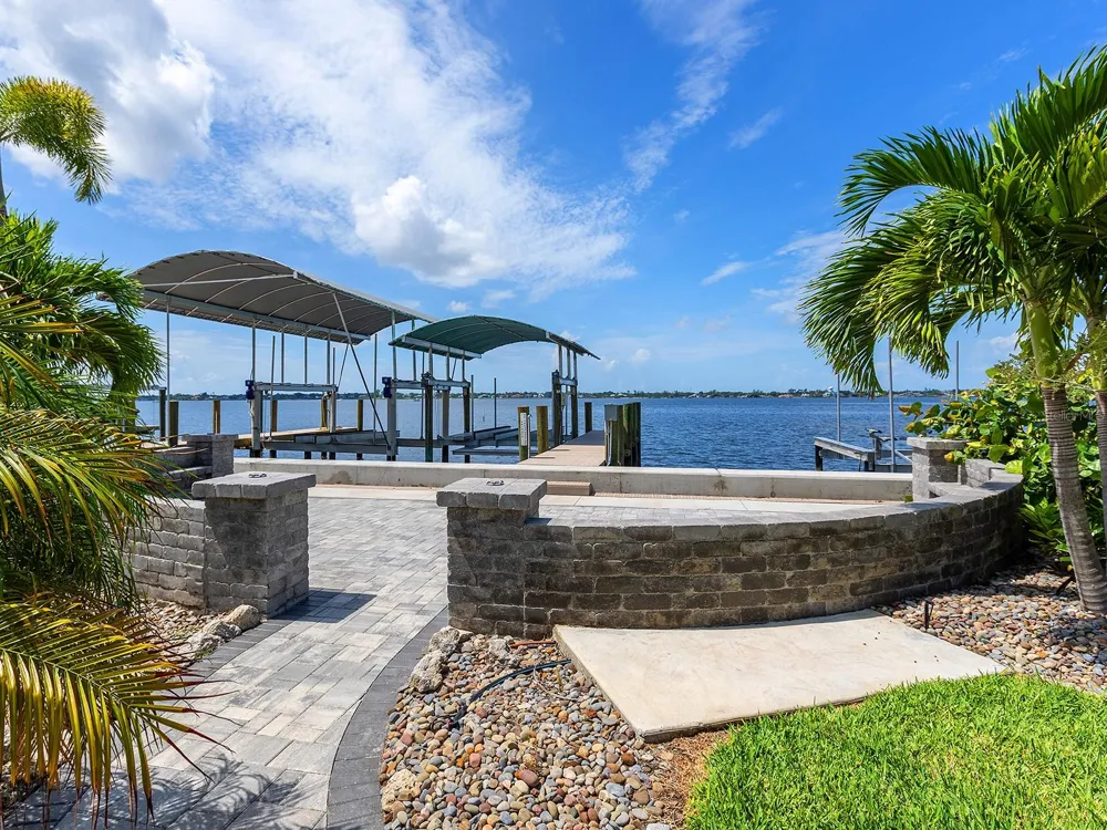 4024 11TH STREET COURT W Palmetto, FL 34221