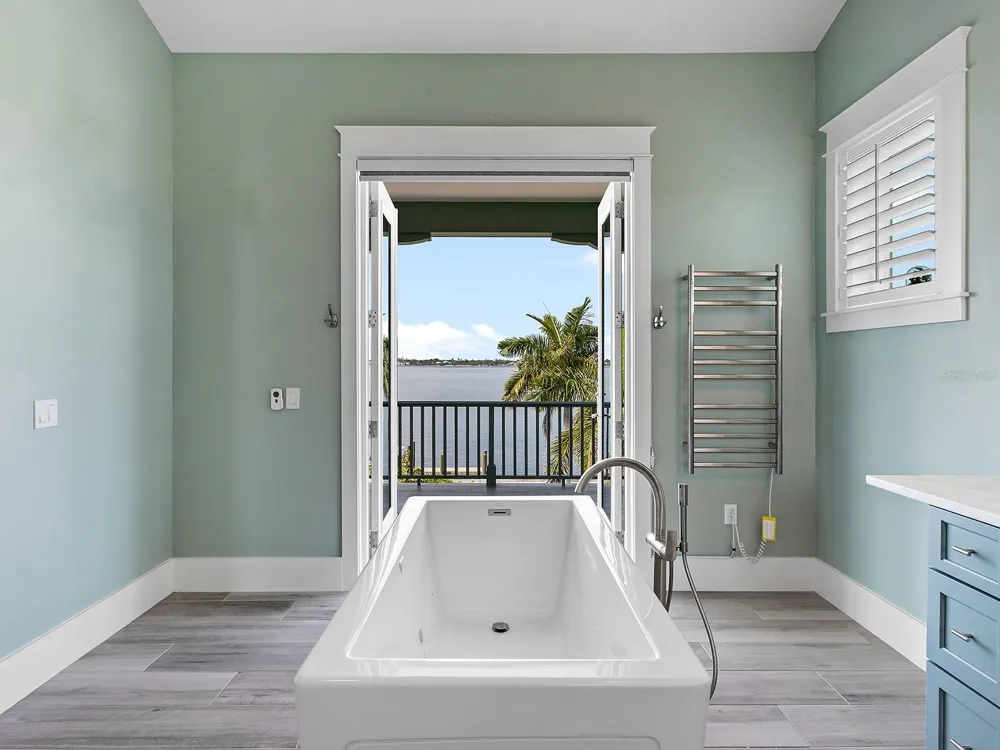 4024 11TH STREET COURT W Palmetto, FL 34221