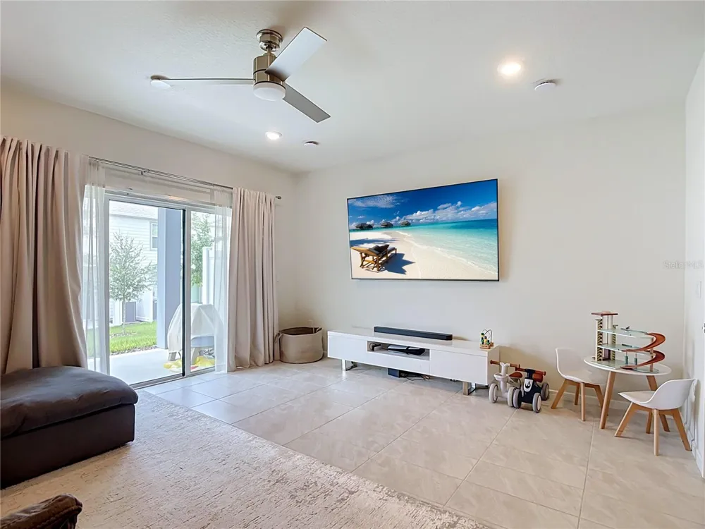 2738 FETCHING TRAIL Davenport, FL 33896