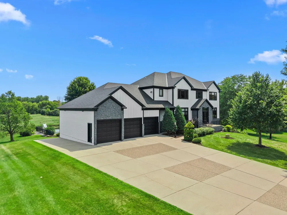 14215 Waconia Street NE Ham Lake, MN 55304