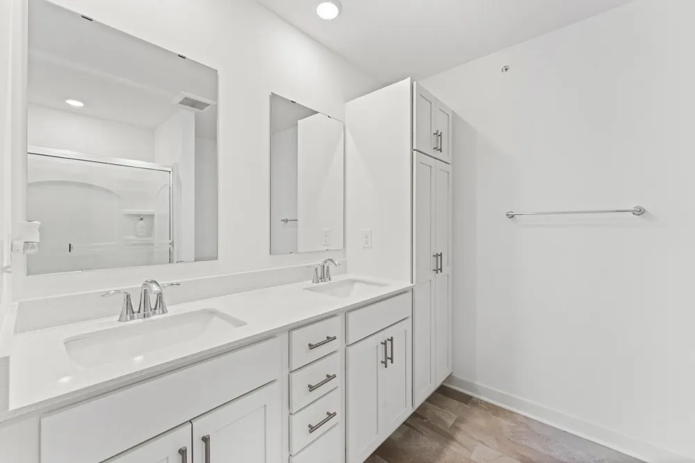 1998 Tyrone Drive Shakopee, MN 55379