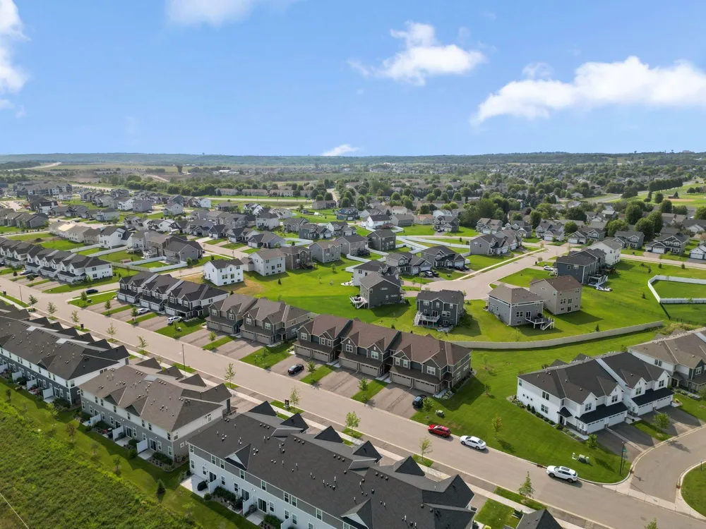 1998 Tyrone Drive Shakopee, MN 55379