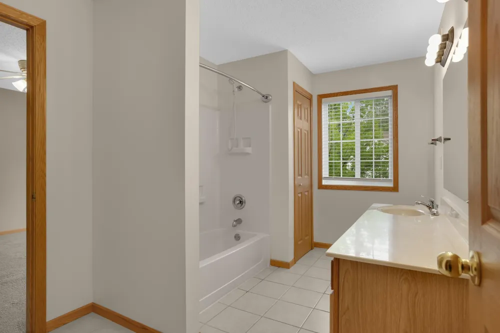4703 Blaine Avenue Inver Grove Heights, MN 55076